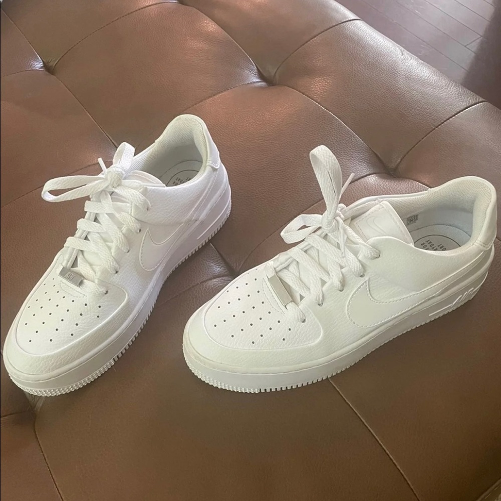 Nike Air Force 1 Sage low